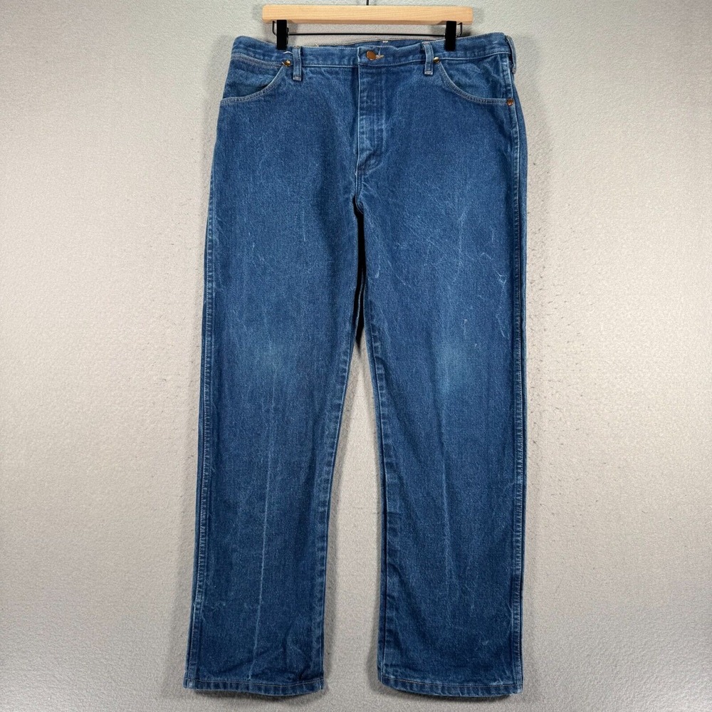 Vintage Wrangler Jeans Mens 36x30 Blue Medium Wash Straight Leg‎ USA Denim 13MWZ
